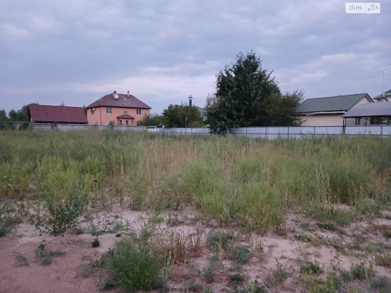Земельна ділянка сільськогосподарського призначення в Михайлівці-Рубежівці, площа 12 соток фото 1 Земельна ділянка сільськогосподарського призначення в Михайлівці-Рубежівці, площа 12 соток фото 1