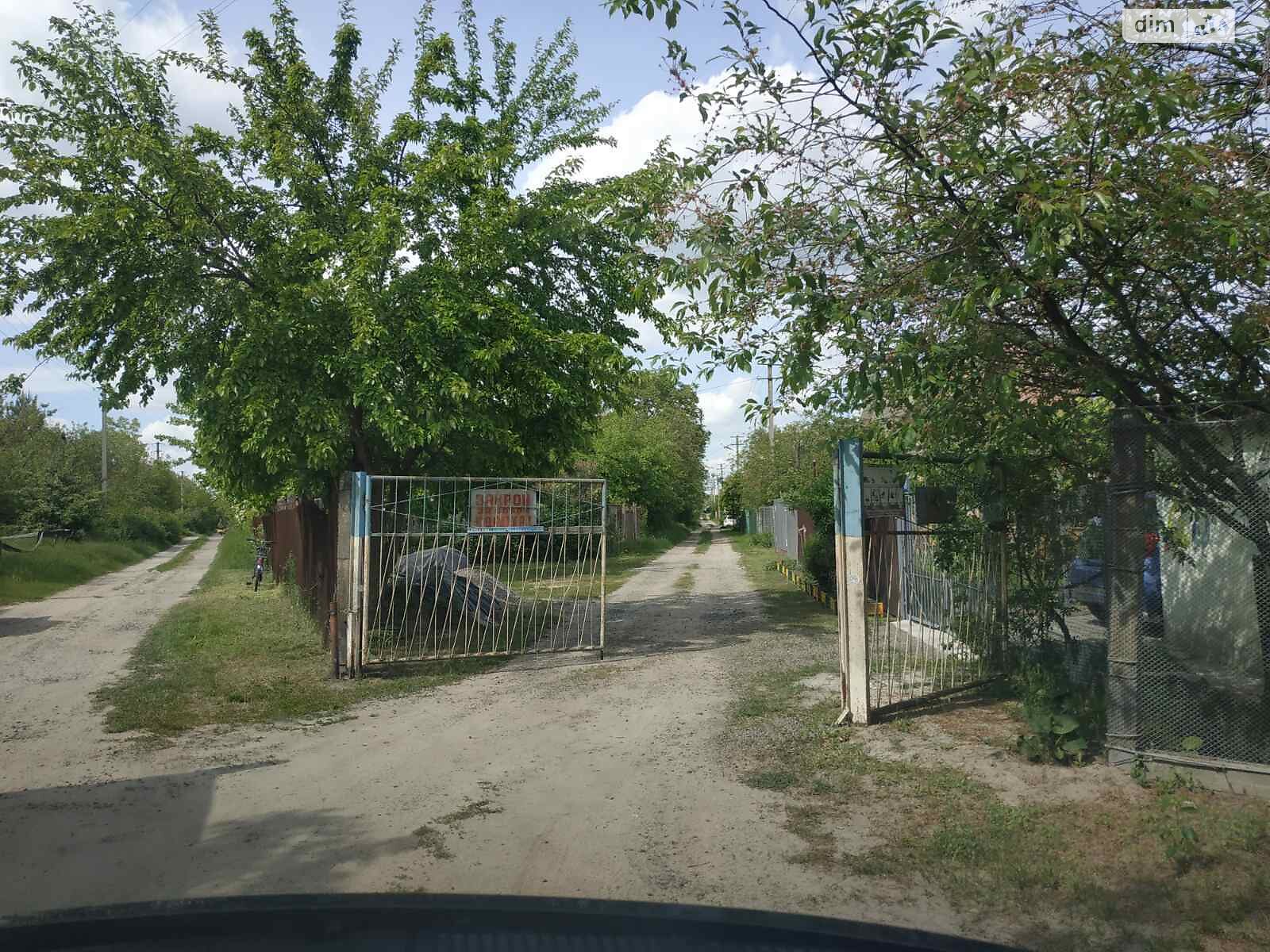 Земельна ділянка сільськогосподарського призначення в Морозівці, площа 6 соток фото 1 Земельна ділянка сільськогосподарського призначення в Морозівці, площа 6 соток фото 1