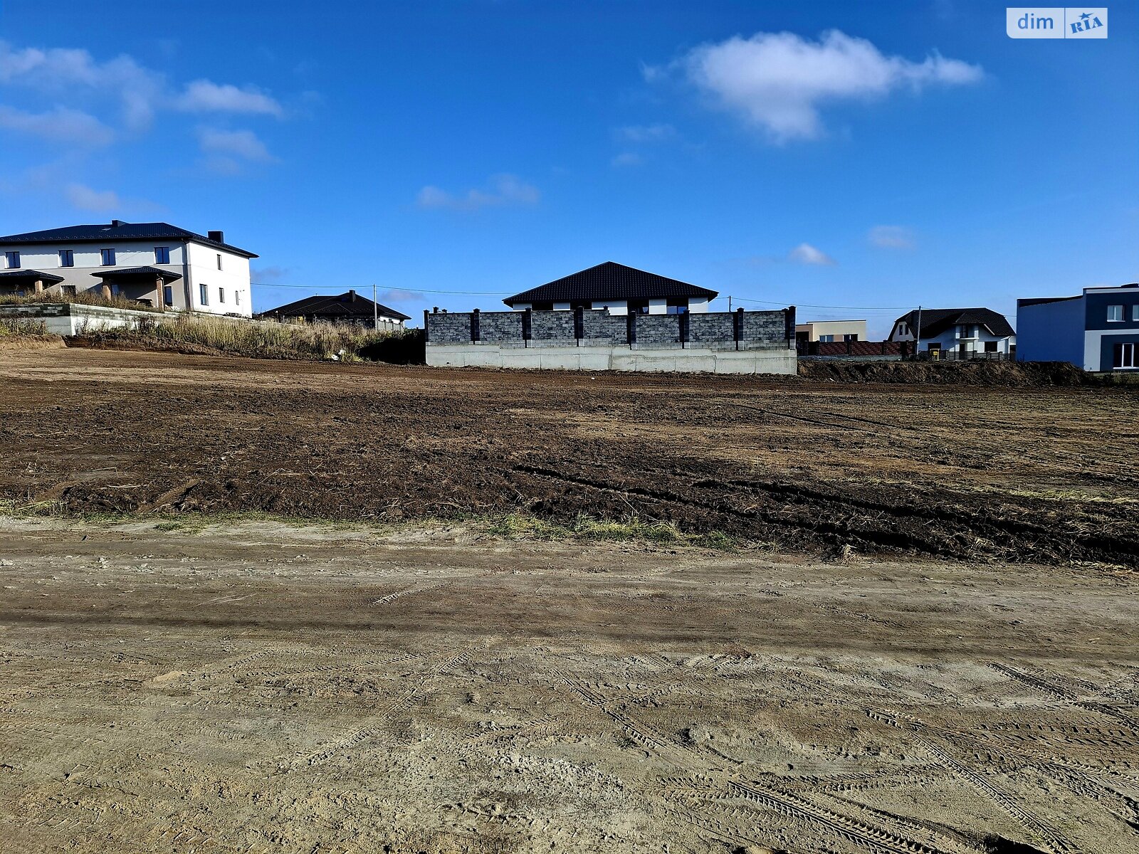 Земельна ділянка сільськогосподарського призначення в Обарові, площа 9.44 сотки фото 1 Земельна ділянка сільськогосподарського призначення в Обарові, площа 9.44 сотки фото 1