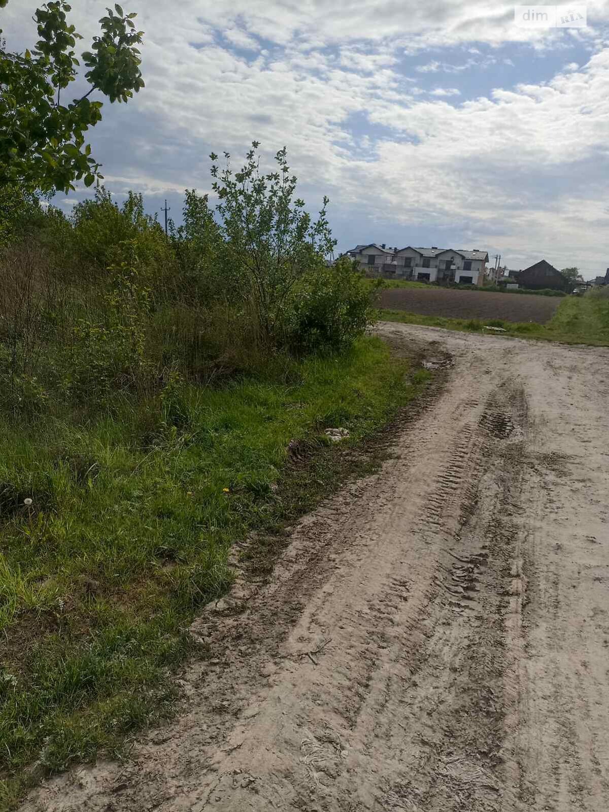 Земельна ділянка сільськогосподарського призначення в Пасіки-Зубрицькі, площа 16 соток фото 1 Земельна ділянка сільськогосподарського призначення в Пасіки-Зубрицькі, площа 16 соток фото 1
