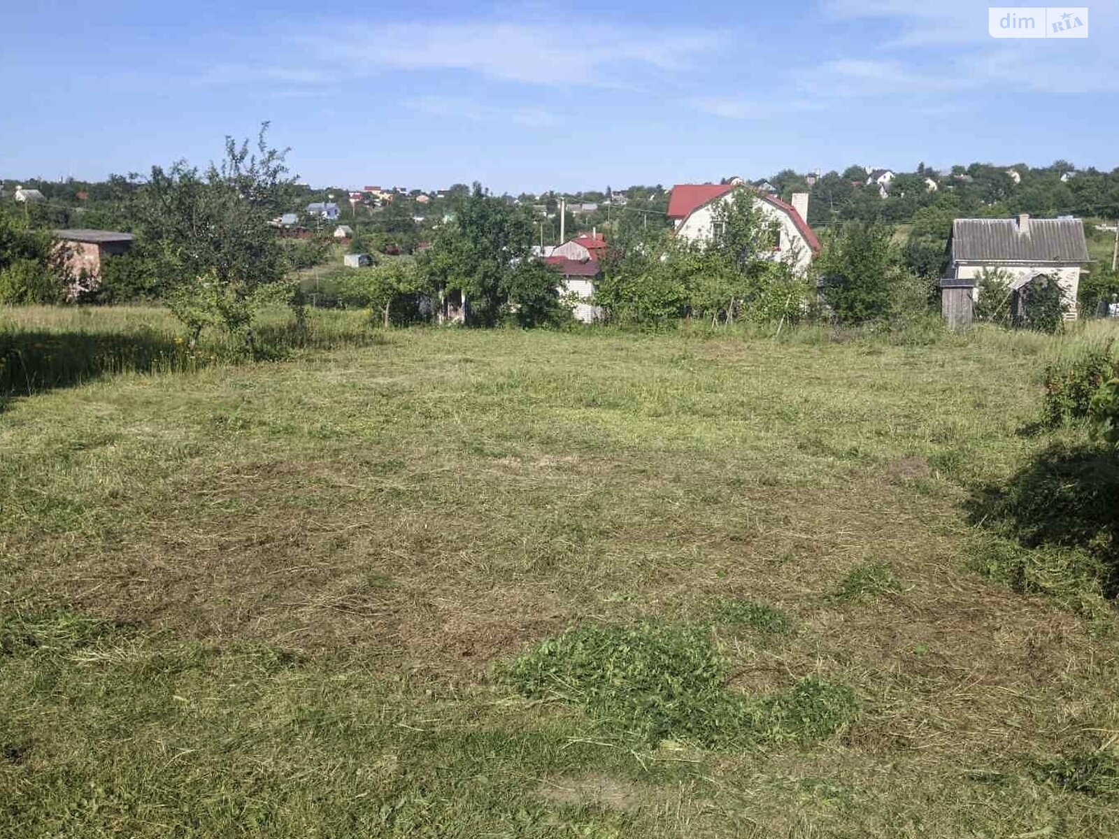 Земельный участок сельскохозяйственного назначения в Первых Львовских Дачах, площадь 6 соток фото 1 Земельный участок сельскохозяйственного назначения в Первых Львовских Дачах, площадь 6 соток фото 1
