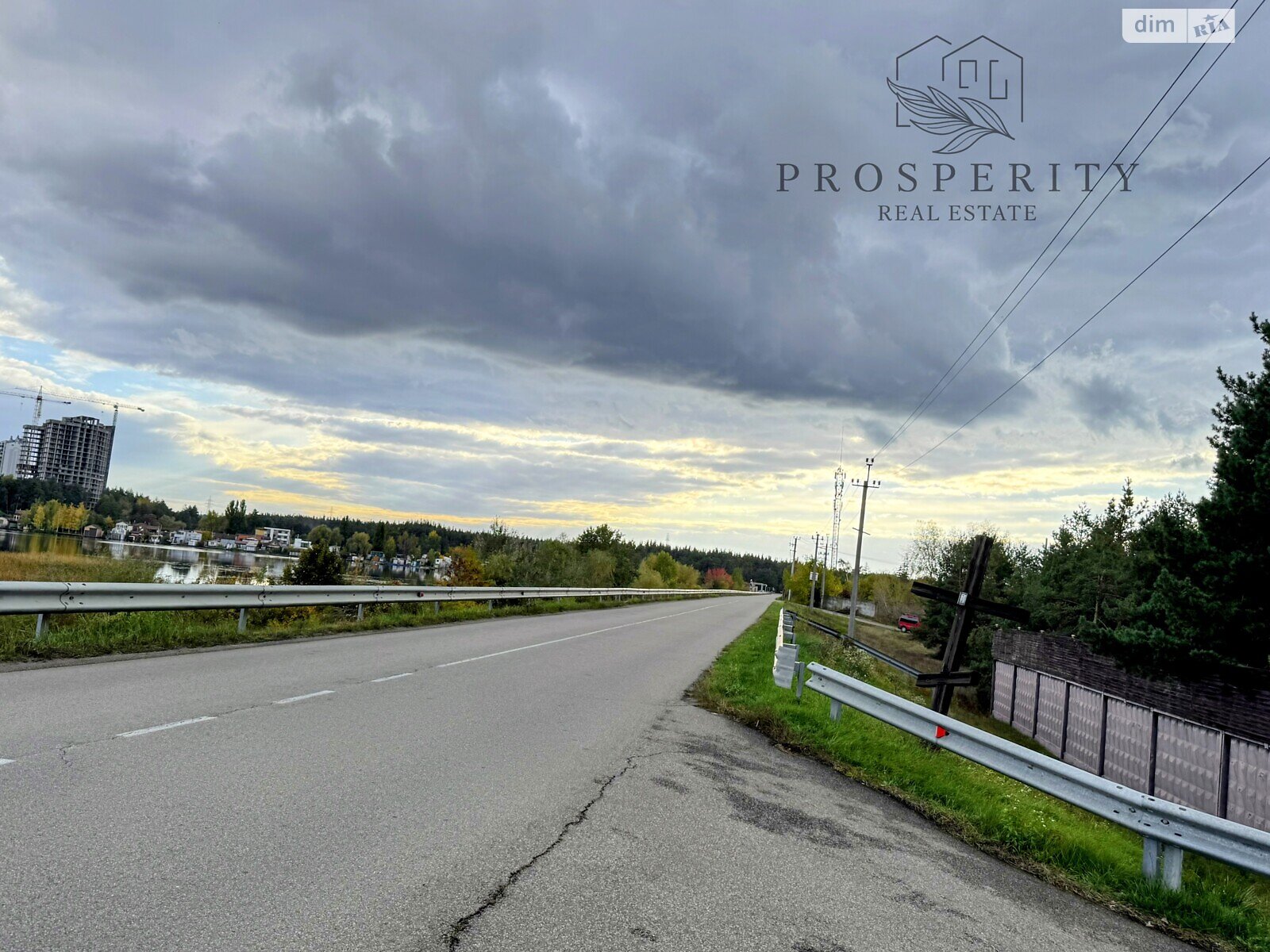 Земельна ділянка сільськогосподарського призначення в Плютах, площа 13.2 сотки фото 1 Земельна ділянка сільськогосподарського призначення в Плютах, площа 13.2 сотки фото 1