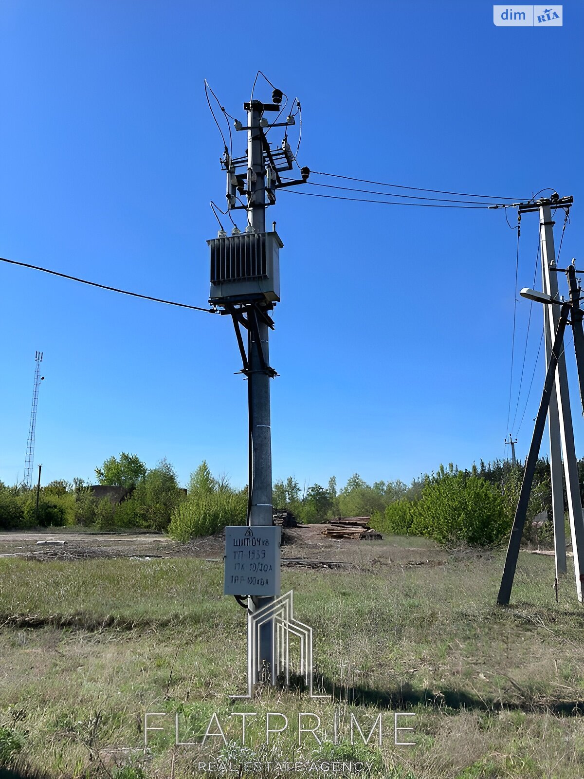 Земельна ділянка сільськогосподарського призначення в Ровах, площа 3.72 Га фото 1 Земельна ділянка сільськогосподарського призначення в Ровах, площа 3.72 Га фото 1
