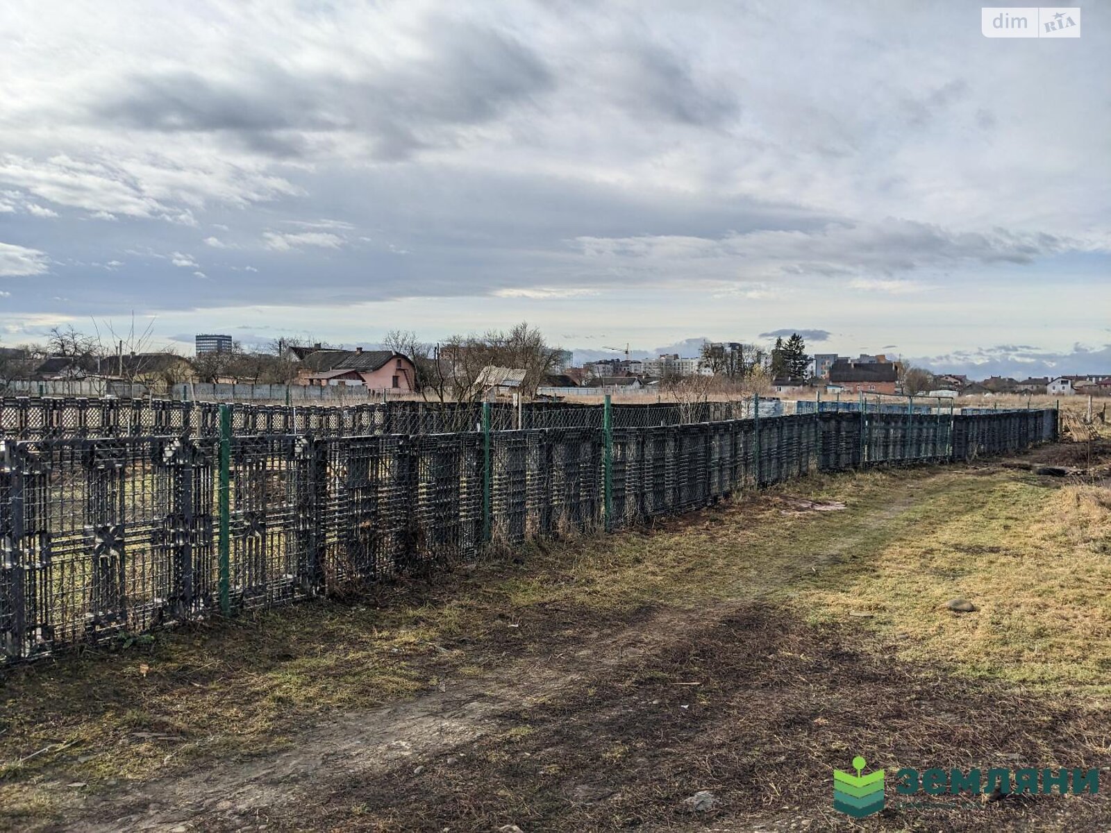 Земельна ділянка сільськогосподарського призначення в Вовчинцю, площа 20 соток фото 1 Земельна ділянка сільськогосподарського призначення в Вовчинцю, площа 20 соток фото 1