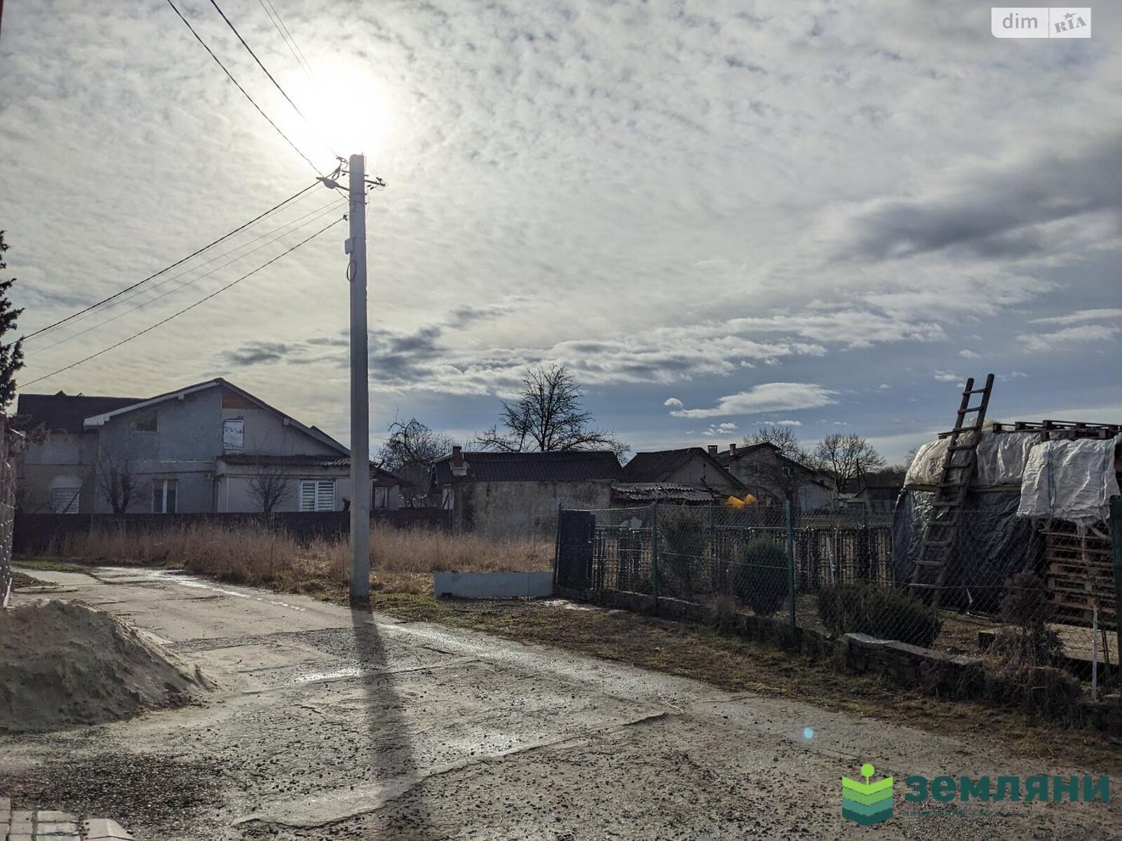 Земельна ділянка сільськогосподарського призначення в Вовчинцю, площа 20 соток фото 1 Земельна ділянка сільськогосподарського призначення в Вовчинцю, площа 20 соток фото 1