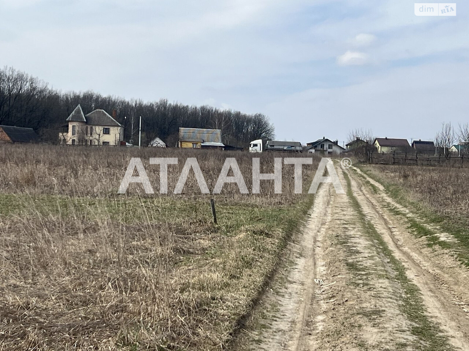 Земельна ділянка сільськогосподарського призначення в Зарванцях, площа 10 соток фото 1 Земельна ділянка сільськогосподарського призначення в Зарванцях, площа 10 соток фото 1