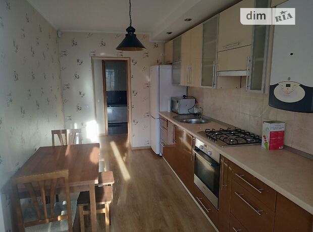 долгосрочная аренда небесної сотні Полтава Подол