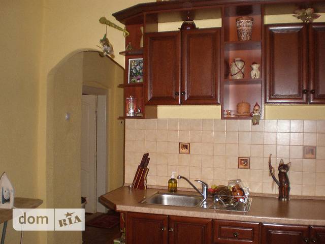 Продажа трехкомнатной квартиры в Ужгороде, на ул. Фединца район Центр фото 1 Продажа трехкомнатной квартиры в Ужгороде, на ул. Фединца район Центр фото 1