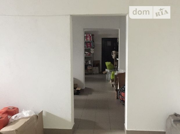 Офисное помещение на 230 кв.м. в бизнес-центре в Ивано-Франковске фото 1 Офисное помещение на 230 кв.м. в бизнес-центре в Ивано-Франковске фото 1