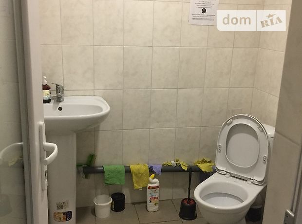 Офисное помещение на 230 кв.м. в бизнес-центре в Ивано-Франковске фото 1 Офисное помещение на 230 кв.м. в бизнес-центре в Ивано-Франковске фото 1