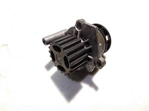 Помпа системы охлаждения Skoda Octavia A5 04-13 045121019C (045121019C, 045121011F, 045121019D, 045121011H)