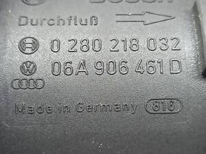 06a906461d Расходомер воздуха Audi A4 A6 Volkswagen Passat B5, Skoda Octavia 1.6/1.8t 06A906461D