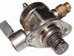 ТНВД бензин VW Passat B6 05-10 06H127025K (06H127025K)