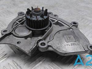 06L121012A - Б/У Помпа системы охлаждения на AUDI Q3 (F3) 2.0