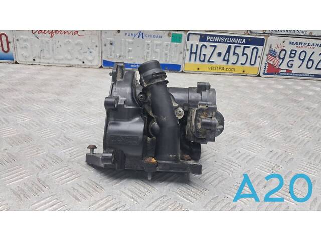 06L121111M - Б/У Корпус термостата на VOLKSWAGEN TIGUAN (AD1) 2.0 TSI - Фото 3