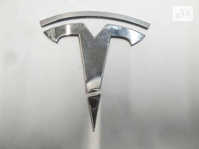 1 Эмблема 'Т' крышки багажника Tesla Model Y 1607786-00-A