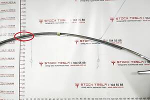 1 Молдинг кузова лівий хромований метал з пошкодженням Tesla model S, model S REST 1039307-00-A