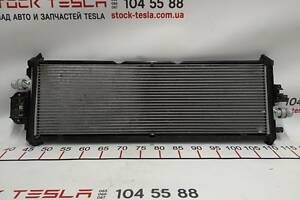 1 Радиатор охлаждения основной Tesla model 3 1077082-00-C
