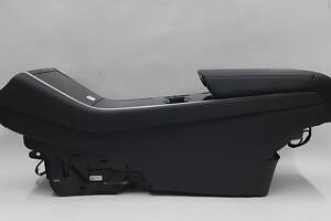 1 Центральная консоль подлокотник Black подстаканник Plastic Black без задней верхней крышки и коврика для телефонов Tes