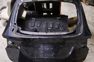 10 Крышка багажника (ляда) металл (с повреждением) Tesla model X 1069546-E0-A