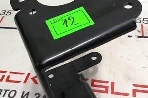 12 Кронштейн крепления нагревателя батареи Tesla model S REST 1028688-00-F
