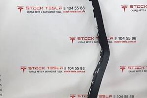 12 Накладка проёма стойки C левая пластик Tesla model X 1105126-00-E