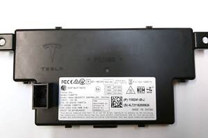 13 Блок взаимодействия с электронным ключом (SECURITY CONTROLLER) Tesla model 3, model Y 1100241-00-G