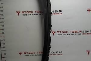 15 Подкапотная накладка стеклоочистителей Tesla model S REST 1060509-00-B