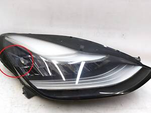 2 Фара главная правая UP LEVEL (USA) с повреждением Tesla Model 3, Model Y 1077372-00-L
