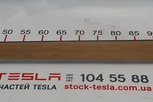 2 Накладка декоративная карты двери задней левой OAK GRAPH Tesla model X 1035826-23-B