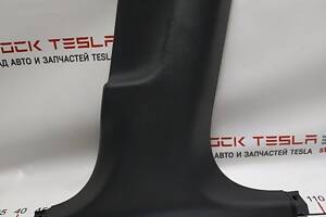 2 Накладка стійки В нижня права Tesla model 3 1086299-00-I