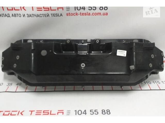 2 Панель передняя Tesla model X 1035176-00-G