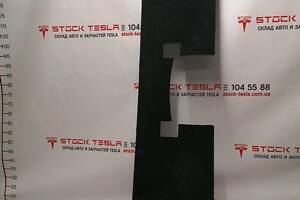 2 Панель підлоги (2-й ряд сидінь 7 місць) Tesla model X 1089754-00-D