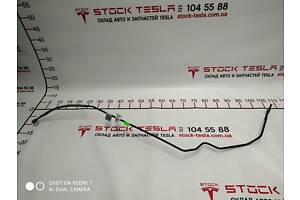 2 Трубопровід гальмівної системи (від головного циліндра до ABS) короткий Tesla model S 6006350-00-B