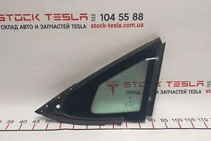 20 Скло крила заднього правого (кватирка) Tesla model S, model S REST 1051821-99-A
