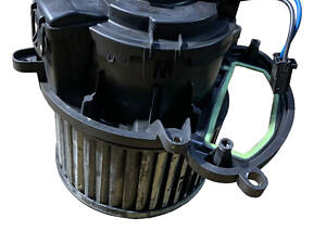 272103243R Моторчик печки Renault Megane IV 16- (272103243R)