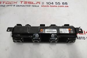 3 Подушка безпеки пасажира коліна Tesla model S, model S REST, model X 1005260-00-H