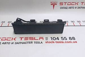3 Подушка безпеки пасажира коліна Tesla model S model S REST model X 1005260-00-G