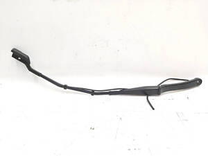 3 Рычаг стеклоочистителя правый с магистралью и форсункой в сборе Tesla model 3 1076729-00-C