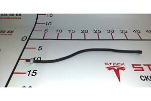 3 Шланг бачка омывателя с клапаном Tesla model S, model S REST 1005458-00-B