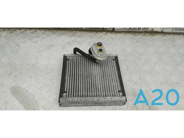 31404453 31404453 - Б/У Радиатор испарителя кондиционера на VOLVO XC90 ...