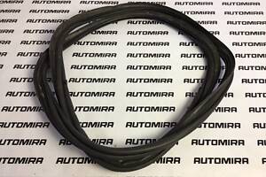 Уплотнитель крышки багажника 3380 mm Volvo V50 2003-2012 30722091