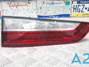 34150TG7A11 - Б/У Фонарь внутренний на HONDA PILOT 3.5 AWD