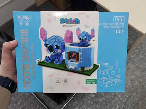 3Д конструктор Стіч з підставкою для концелярії 1598 деталі, Фігурка з міні-блоків Ліло і Стіч 1598 деталей