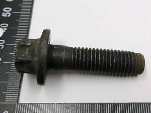 4 Болт суппорта левый правый M12x1,75x45 [8,8] -ZnFl Tesla Model S Feb 2021, Model X Mar 2021, Model 3, Model 3 Jan 2024