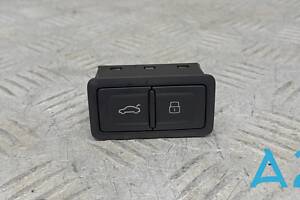 4G0959831B5PR - Б/У Кнопка открывания багажника на AUDI Q3 (8U) 2.0 TFSI quattro