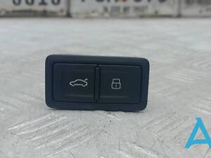 4G0959831D5PR - Б/В Кнопка відкривання багажнику на AUDI Q5 (FY) SQ5