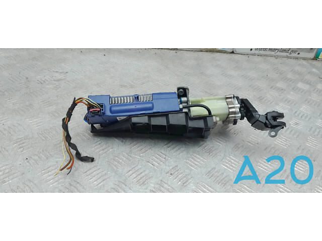 4L0827852E - Б/В Мотор відкривання кришки багажника на AUDI Q7 (4L) 3.0 TFSI quattro 