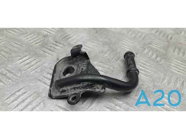 4M0253144K - Б/В Кронштейн глушника на AUDI Q7 (4M) 3.0 TFSI quattro