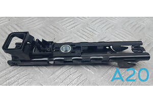 4M0857819A - Б/В Регулятор ременя безпеки на VOLKSWAGEN TAOS 1.5 Comfortline